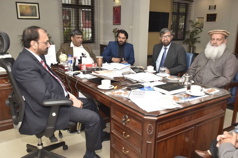 Vice Chancellor of Baba Guru Nanak University Nankana Sahib Prof. Dr. Muhammad Afzal Visited UET Lahore and had a meeting with Vice Chancellor Prof. Dr. Shahid Munir (TI).