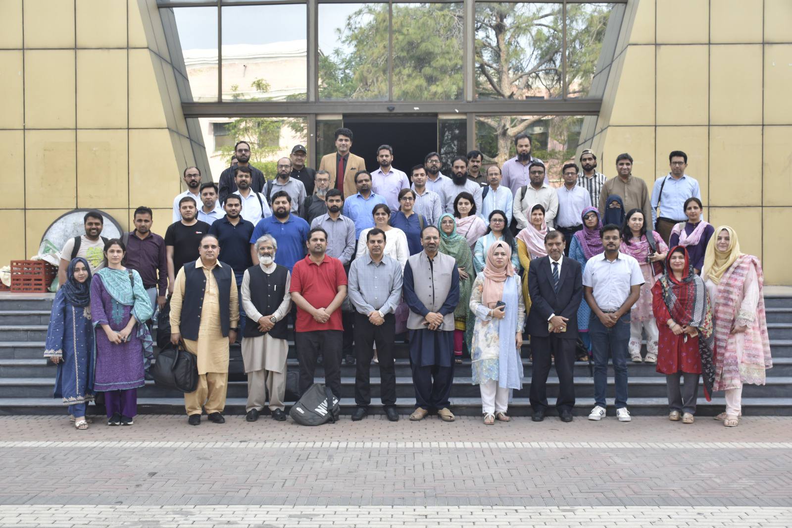 Empowering Educators: Workshop on Generative AI in Academia Held at UET Lahore