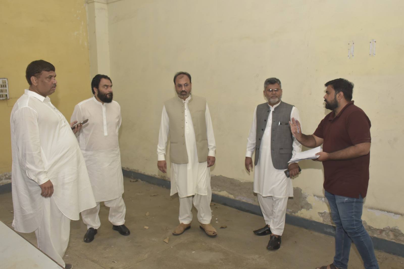 Vice Chancellor UET Prof. Dr. Shahid Munir (TI), visited Ayesha Hall, Tariq Hall, and Khalid Hall hostels to inspect the ongoing renovation work.