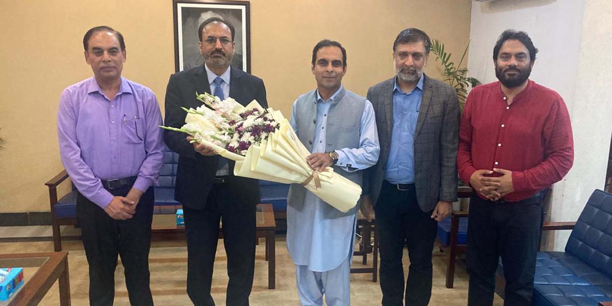 Qasim Ali Shah Visits UET Lahore