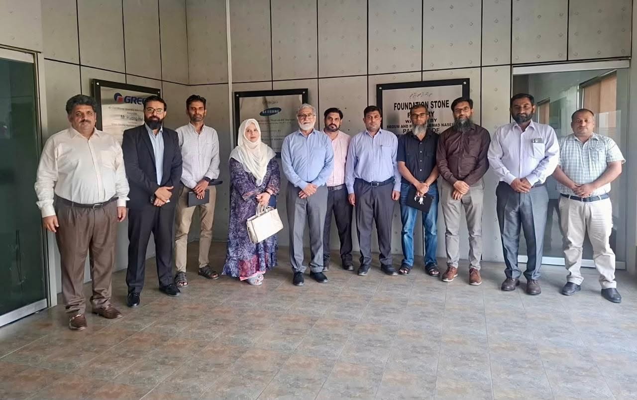 UET Faculty Delegation Visits DWP Group of Industries