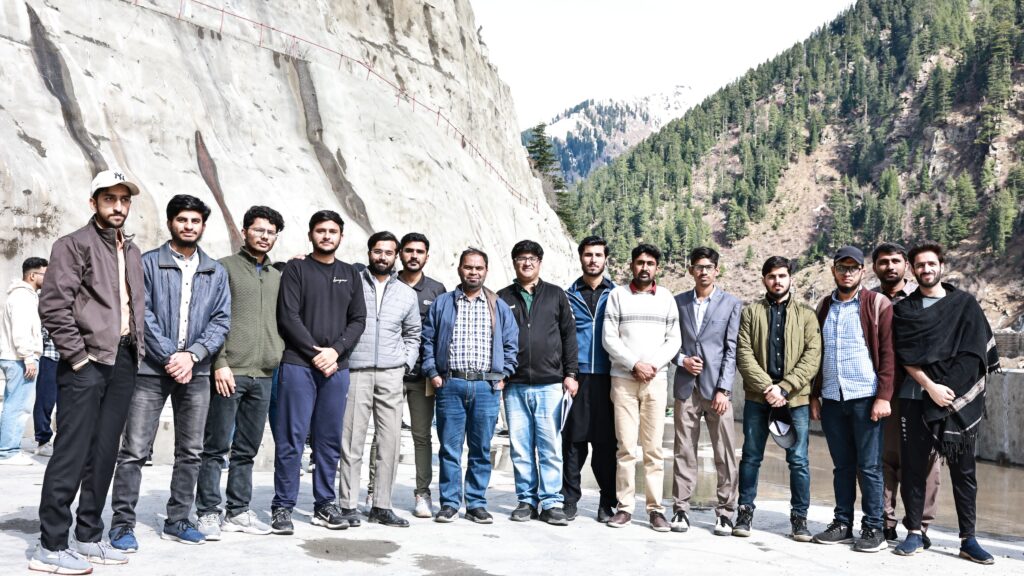 Civil Engineering Students Visit Suki Kinari Hydropower Project on Industrial Trip