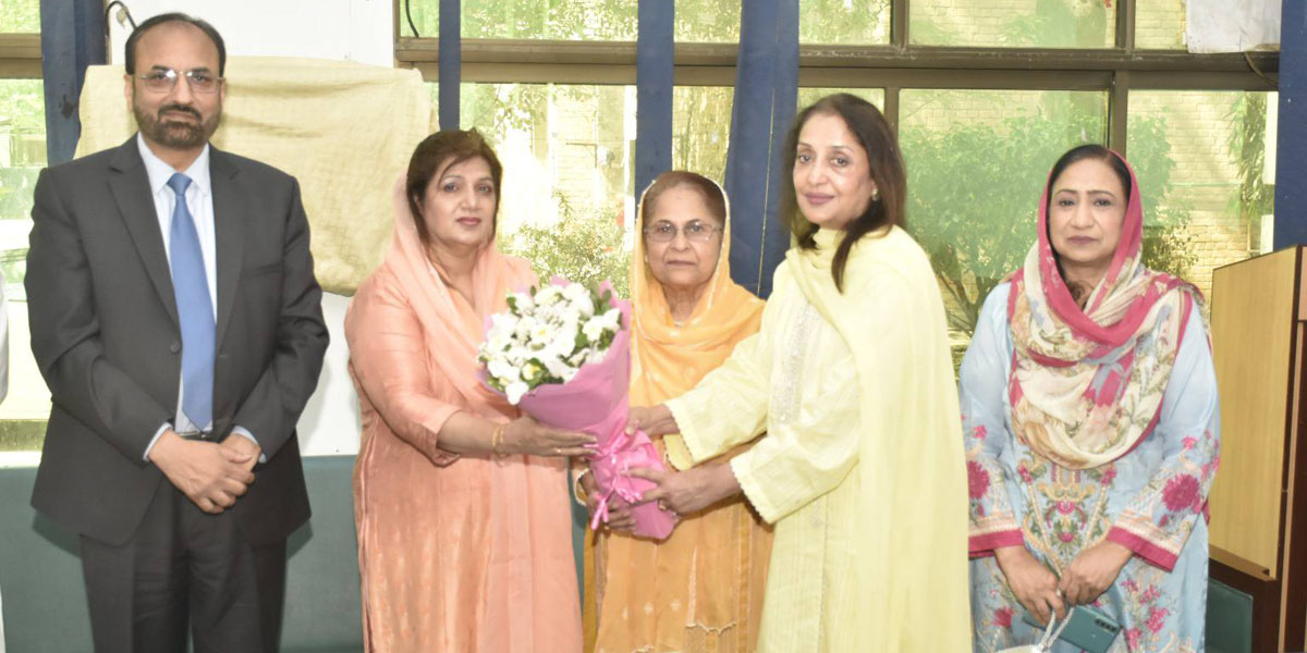 Chairperson Department of Architectural Engineering & Design Prof. Dr. Sabahat Alamgir receiving farewell after her retirement from faculty members.